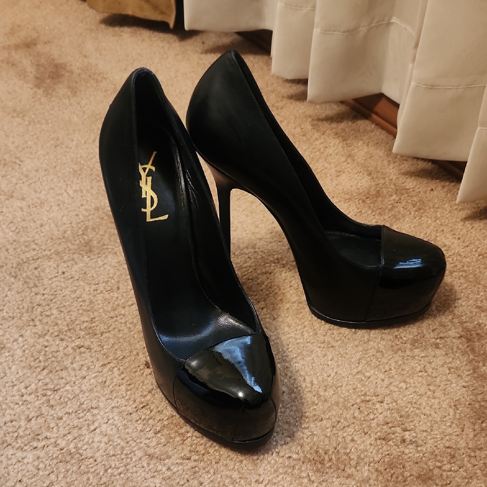 Yves Saint Laurent Black Patent Leather Tribtoo Platforms Heels